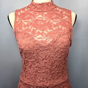 Soprano Sleeveless Midi Floral Lace High Neckline Fitted Dress Womens Size Small